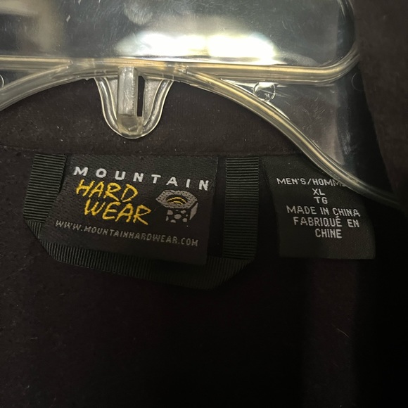 Men’s mountain hardwear jacket - Picture 2 of 3